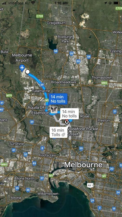 A Single Room Near The Railway Station Melbourne Exterior photo